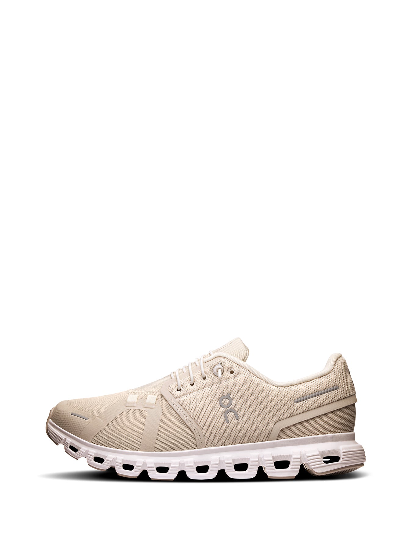 On Cloud 6 Pearl White