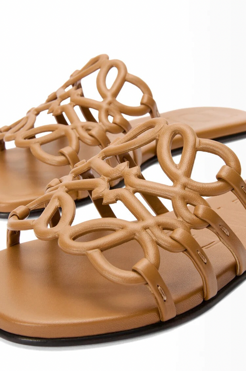 - LOEWE Petal Anagram slide in soft calfskin Camel
